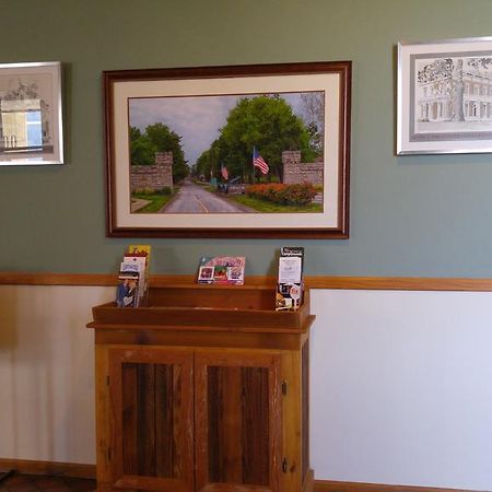 Eagle'S Nest Hotel & Conference Center クインシー エクステリア 写真